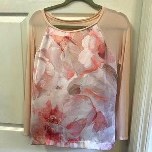 Jennifer Lopez baby pink tee. NEW.  Gorgeous. M.